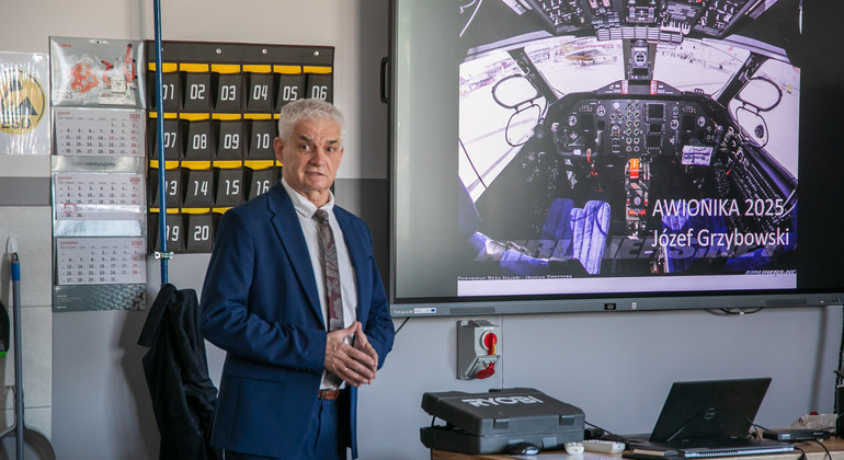 Rodzice poznali szczegółowy plan pracy w klasie o profilu technik awionik
